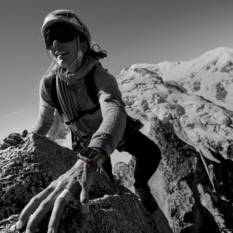 Смартгодинник Apple Watch Ultra 2 GPS + Cellular, 49mm Titanium Case with Indigo Alpine Loop – Large